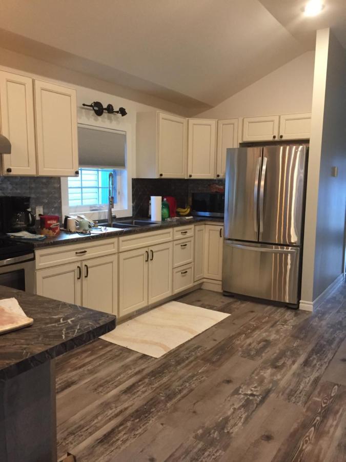 Sandy Cove Cottage Crystal Beach Εξωτερικό φωτογραφία